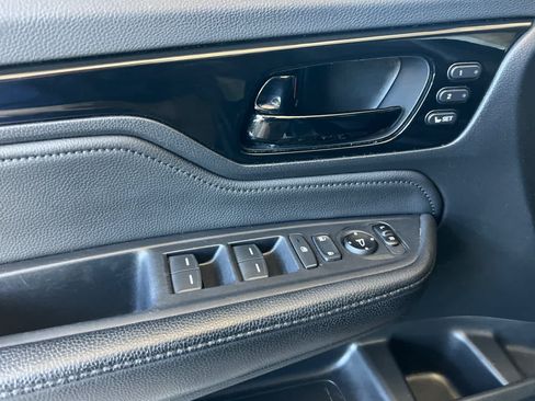 Used 2021 Honda Odyssey Touring image 11