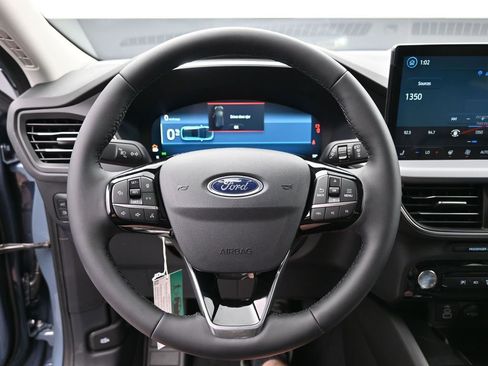 New 2024 Ford Escape PHEV w/ PHEV Premium Package image 15