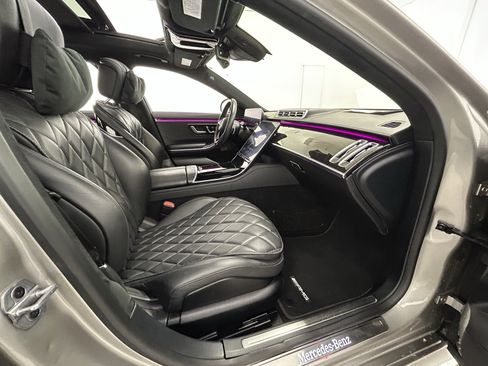 Used 2022 Mercedes-Benz S 580 4MATIC Sedan image 42
