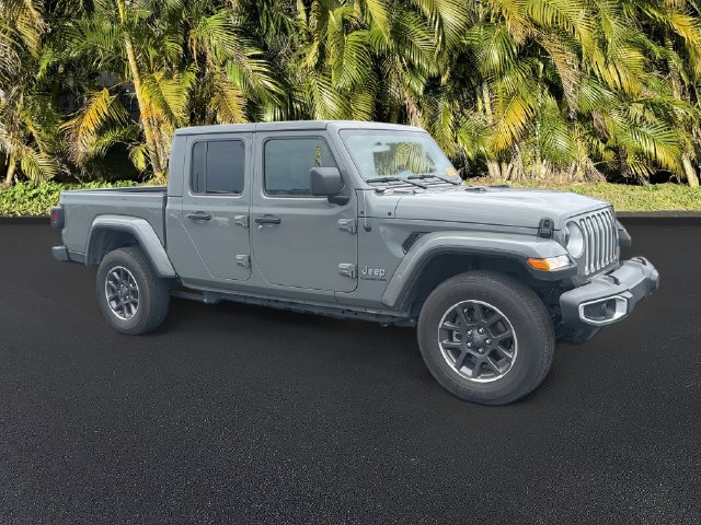 Used 2022 Jeep Gladiator Overland w/ Popular Equipment Package AWD/4WD image 2