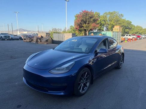 Used 2021 Tesla Model 3 Long Range AWD/4WD image 1