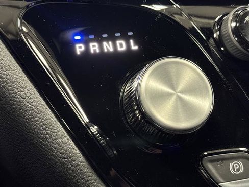 New 2026 Chrysler Pacifica Select image 22