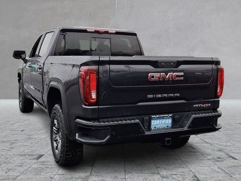 Used 2025 GMC Sierra 1500 AT4X image 8