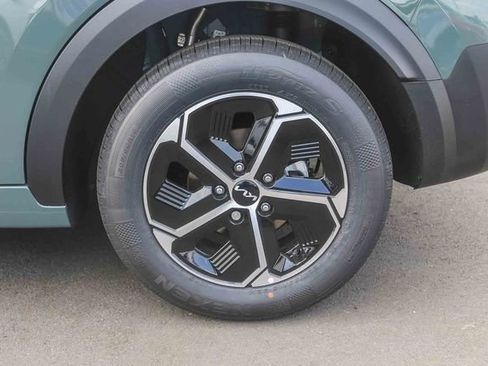 New 2026 Kia Niro EX image 19