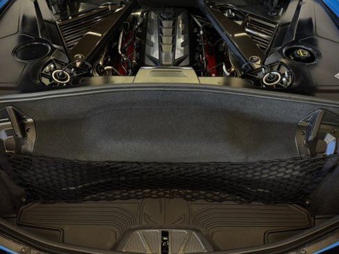 Used 2024 Chevrolet Corvette Stingray Premium Cpe w/ Z51 Performance Package RWD image 32