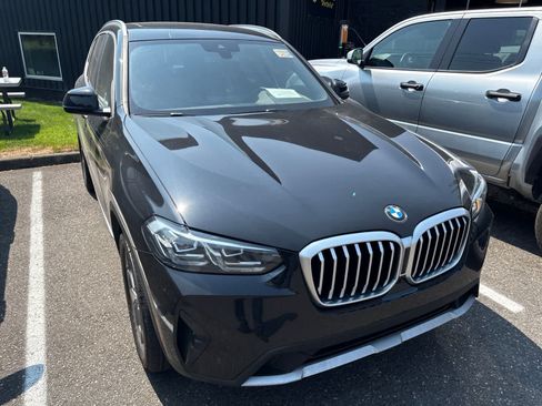 Used 2023 BMW X3 xDrive30i w/ Convenience Package AWD/4WD image 2