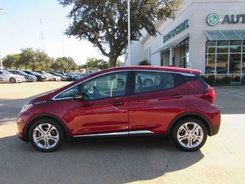 Used 2020 Chevrolet Bolt LT image 10