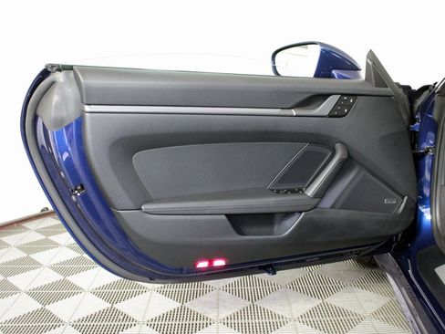 Used 2024 Porsche 911 Carrera S w/ Premium Package image 15