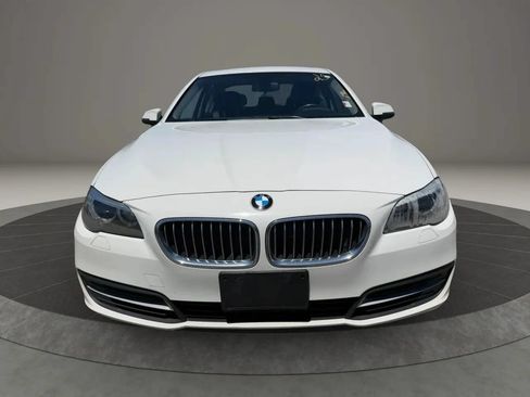 Used 2014 BMW 528i xDrive Sedan AWD/4WD image 2