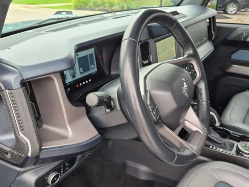 Used 2023 Ford Bronco Outer Banks AWD/4WD image 10
