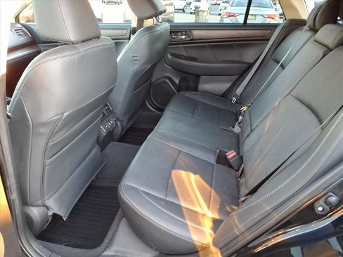 Used 2019 Subaru Outback 2.5i Limited image 8