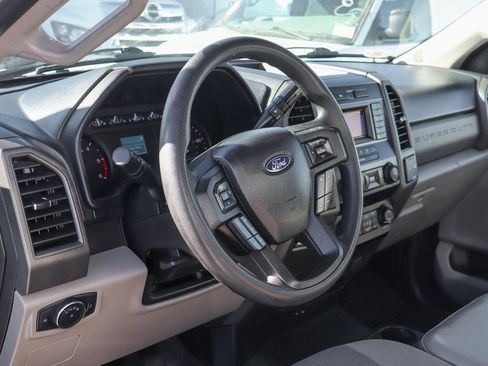 Used 2020 Ford F550 2WD Regular Cab Super Duty image 19