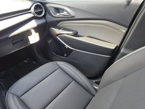 New 2026 Chevrolet Trax ACTIV w/ Driver Confidence Package FWD image 17