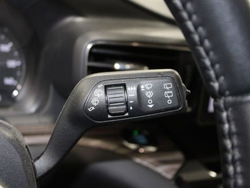 Used 2021 Ford Explorer Limited w/ Equipment Group 301A image 26