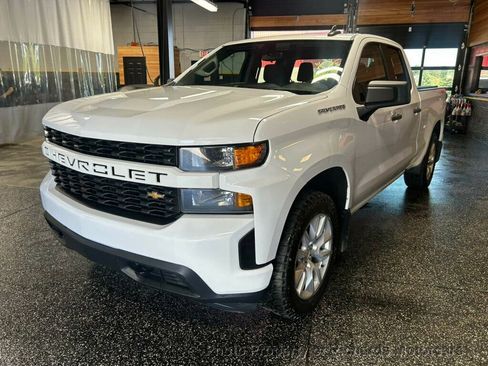 Used 2021 Chevrolet Silverado 1500 Custom AWD/4WD image 6