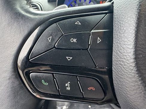 Used 2017 Chrysler 300 S w/ 300S Premium Group image 18