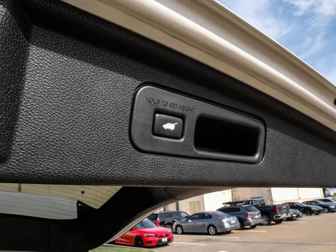 Used 2020 Honda Odyssey Elite image 52