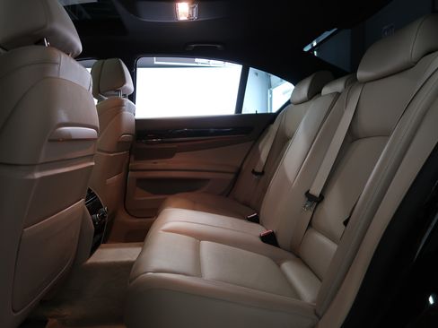 Used 2015 BMW 740i RWD image 37
