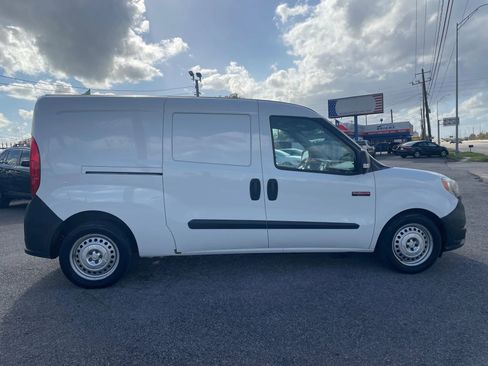 Used 2017 RAM ProMaster City Tradesman image 4