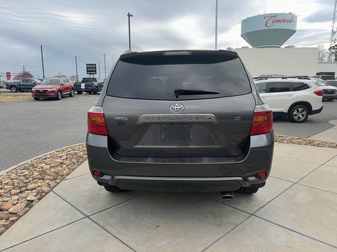 Used 2008 Toyota Highlander Sport image 7