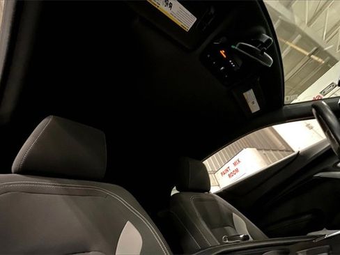 Used 2022 Chevrolet Camaro LS image 22