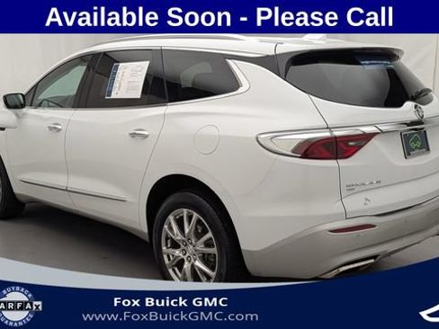 Used 2024 Buick Enclave Essence w/ Experience Buick Package AWD/4WD image 9