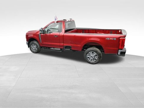 New 2025 Ford F350 XLT image 39