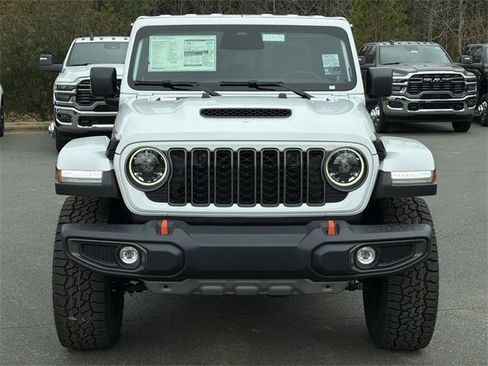 New 2026 Jeep Gladiator Mojave image 15