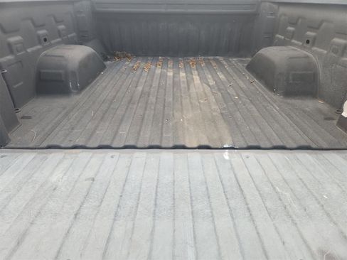 Used 2019 GMC Sierra 1500 SLE w/ SLE Value Package image 29