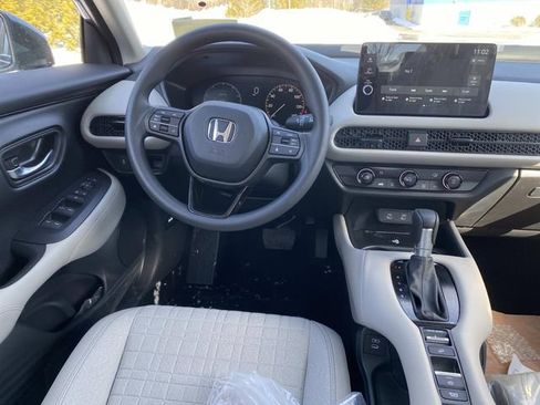 New 2026 Honda HR-V LX image 7