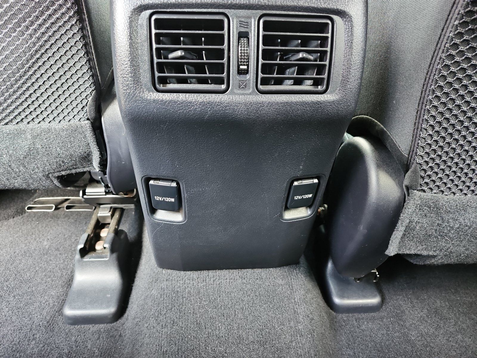 Used 2018 Toyota 4Runner TRD Off-Road AWD/4WD image 13