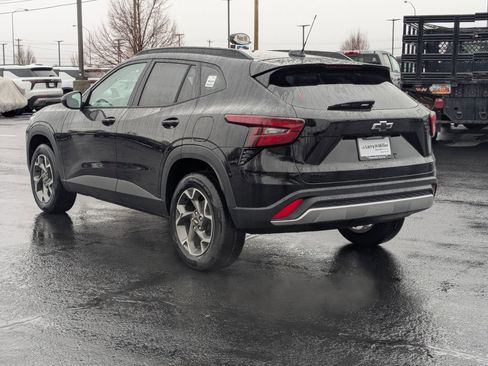 New 2026 Chevrolet Trax LT w/ Driver Confidence Package image 3