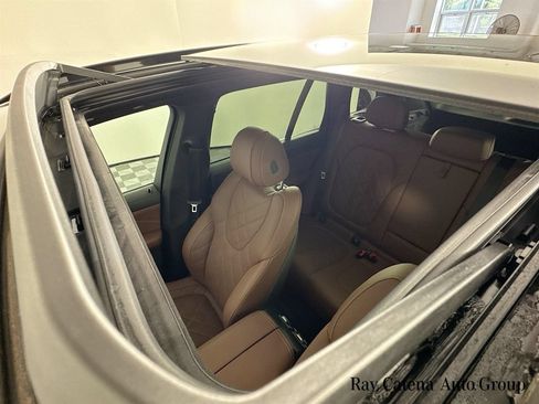 Used 2024 BMW X5 xDrive40i w/ M Sport Package AWD/4WD image 23
