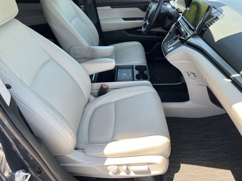 Used 2025 Honda Odyssey EX-L image 27