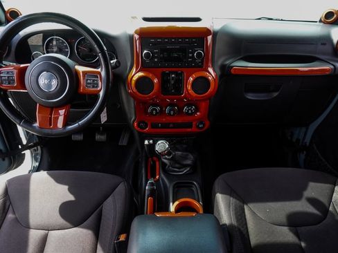 Used 2014 Jeep Wrangler Unlimited Sport w/ Quick Order Package 23S AWD/4WD image 18