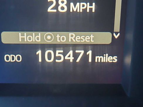 Used 2019 Toyota Highlander LE image 10