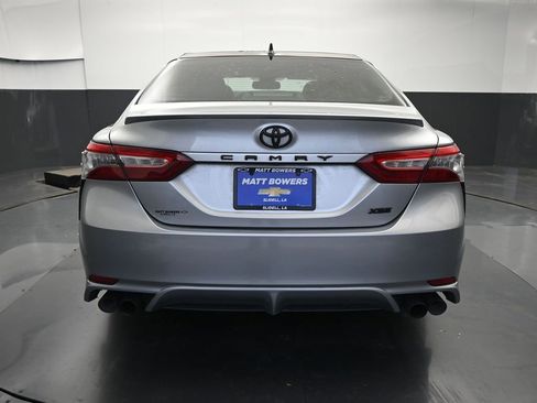 Used 2019 Toyota Camry XSE image 10