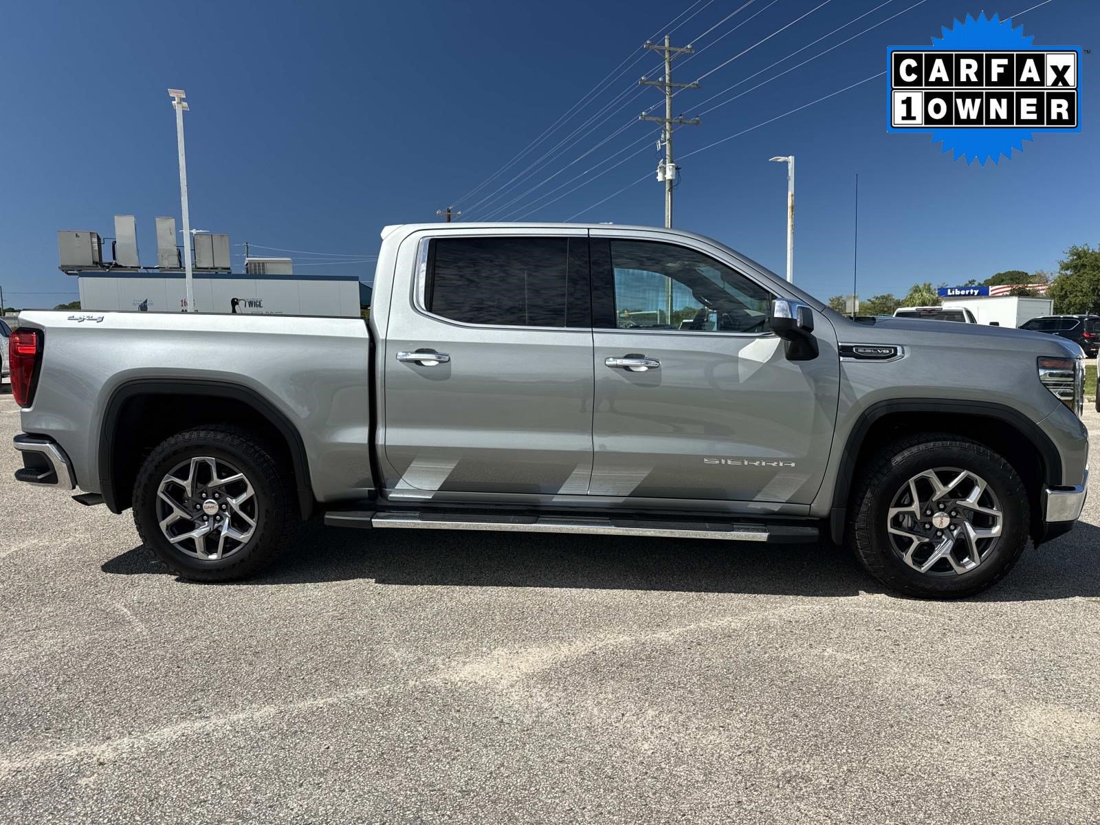 Used 2026 GMC Sierra 1500 SLT w/ SLT Premium Package AWD/4WD image 2