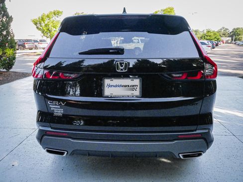 Used 2023 Honda CR-V Sport image 9