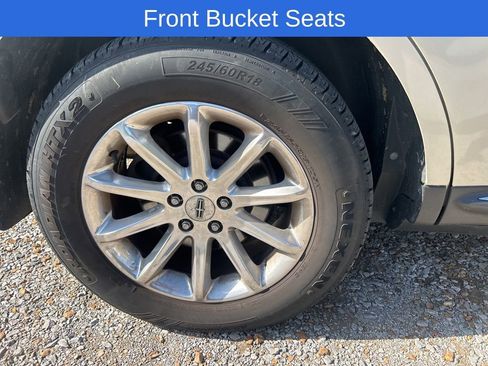Used 2014 Lincoln MKX AWD w/ Equipment Group 101A image 11