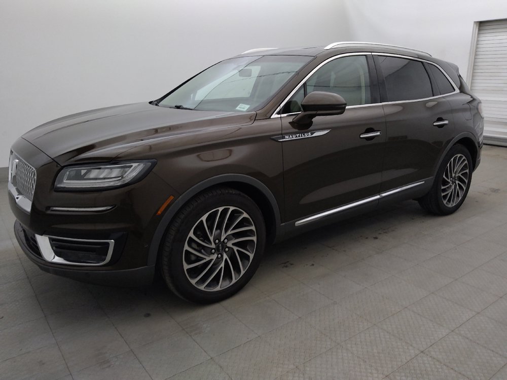 Used 2019 Lincoln Nautilus Reserve FWD image 2