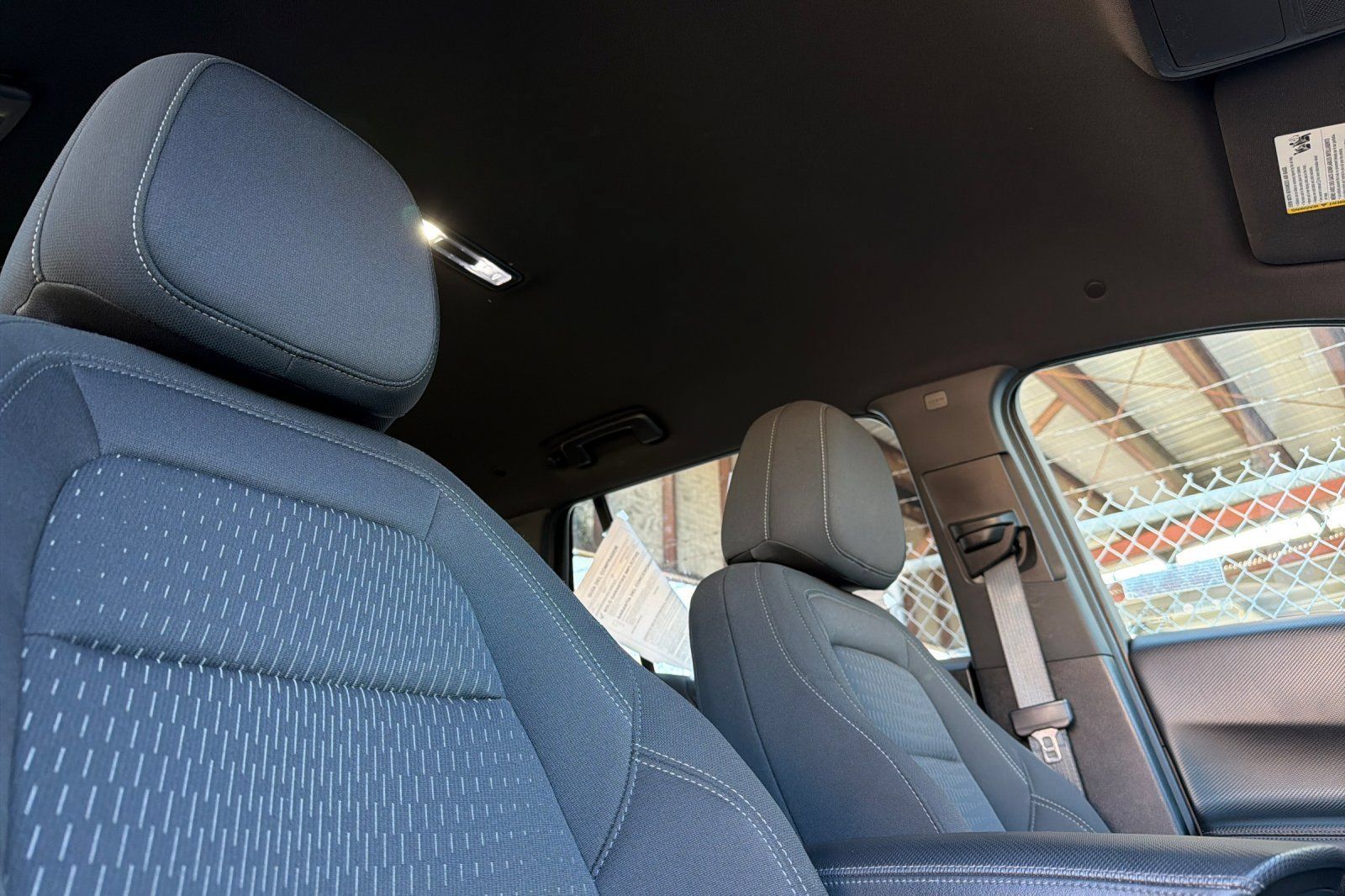 Used 2025 Chevrolet Equinox LT FWD image 21