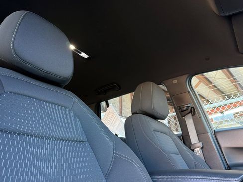 Used 2025 Chevrolet Equinox LT FWD image 21