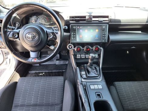 Used 2022 Toyota GR86 w/ ALL Weather Mat Package (TMS) RWD image 23