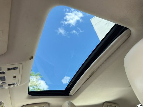 Used 2015 Lexus ES 350 w/ Luxury Package image 15