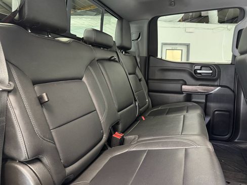 Used 2021 Chevrolet Silverado 1500 LTZ w/ Technology Package AWD/4WD image 34