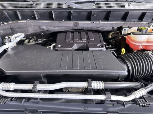 Used 2023 Chevrolet Silverado 1500 Custom AWD/4WD image 31