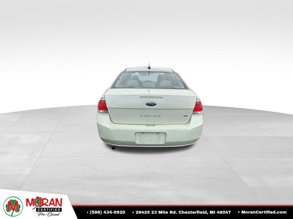 Used 2011 Ford Focus SE FWD image 5