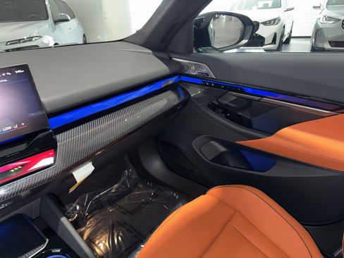 New 2027 BMW M5 Touring AWD/4WD image 23