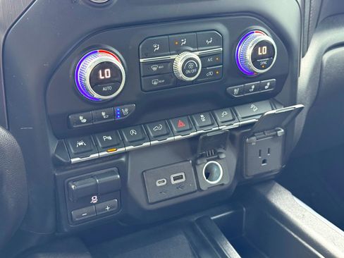 Used 2019 GMC Sierra 1500 AT4 w/ AT4 Premium Package image 28